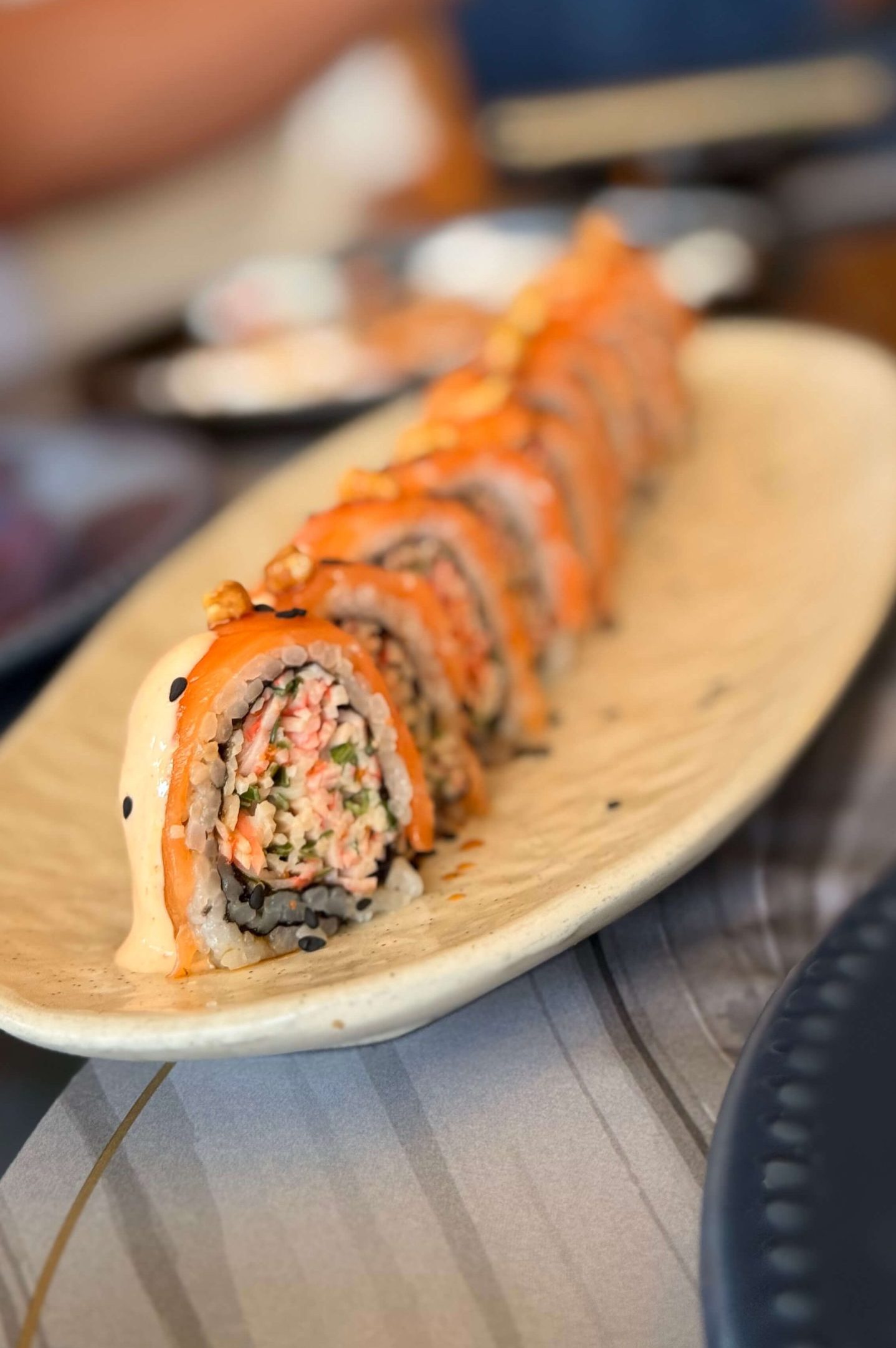 Roll de sushi de Mookah